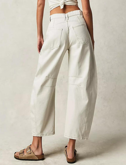 Olivia | Curved Barrel-Leg Jeans