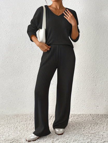 Iris | Ribbed V-Neck Lounge Set