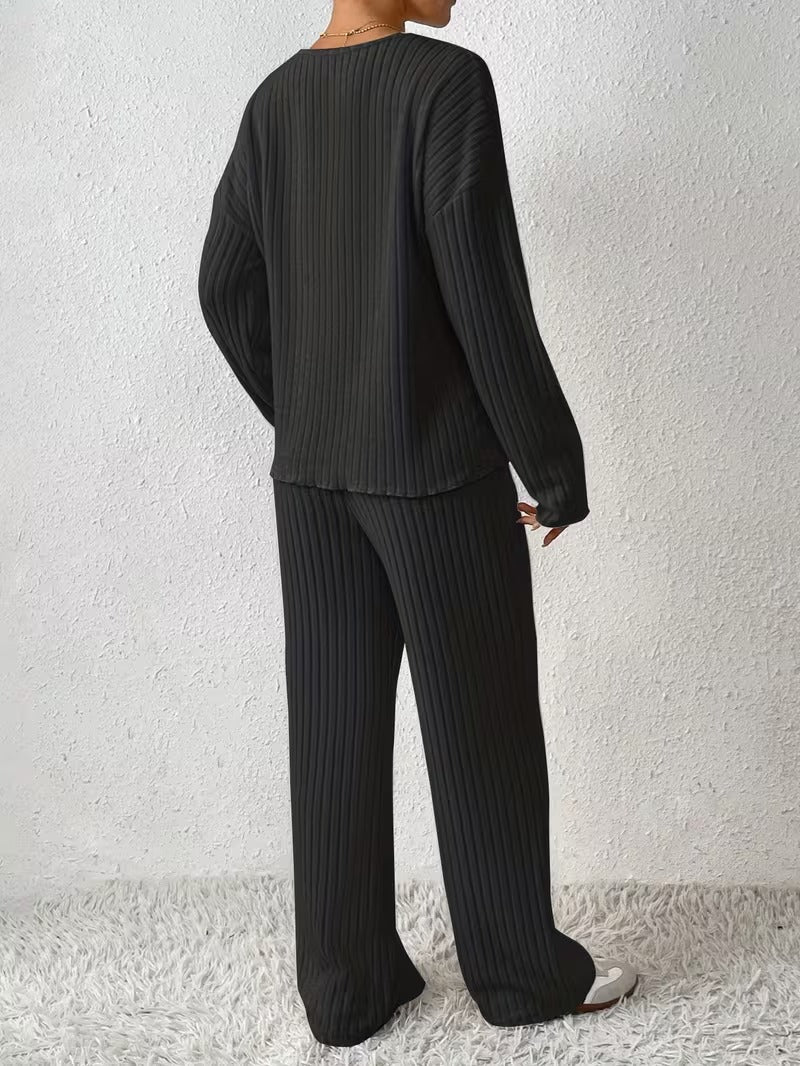 Iris | Ribbed V-Neck Lounge Set
