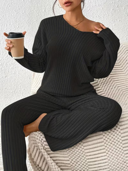 Iris | Ribbed V-Neck Lounge Set