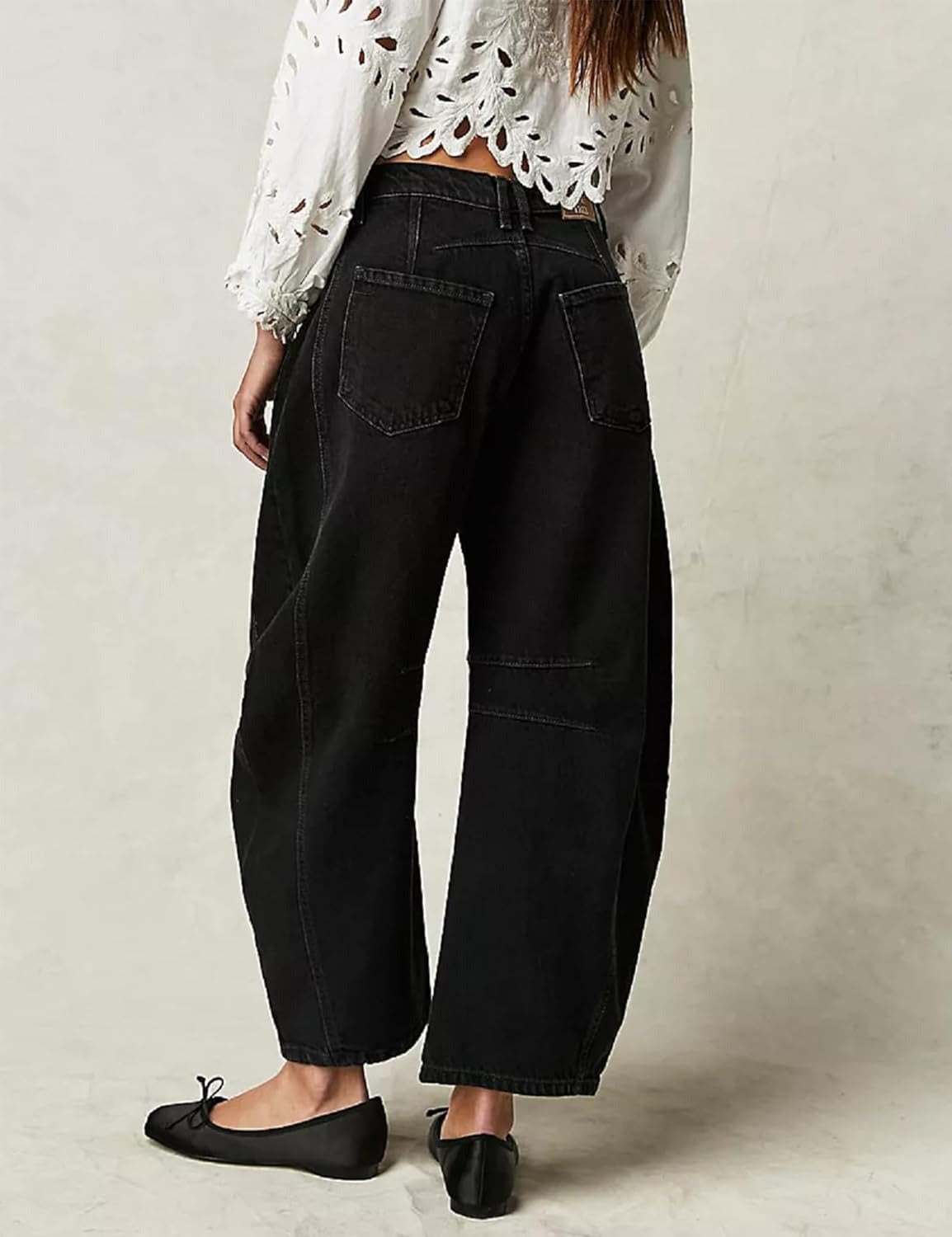 Olivia | Curved Barrel-Leg Jeans